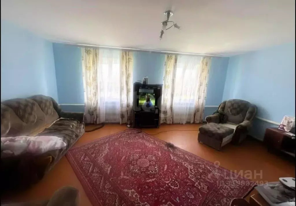 Дом в Саратовская область, Балашов Малая Революционная ул., 46 (170 м) - Фото 1