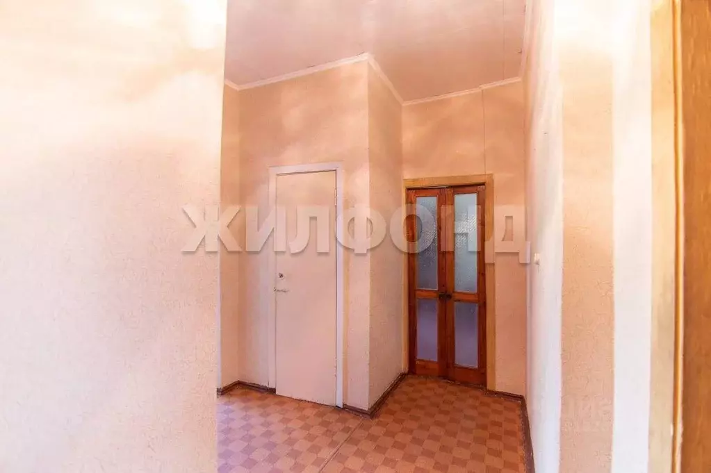 3-к кв. Алтайский край, Барнаул ул. Сизова, 43 (70.4 м) - Фото 1