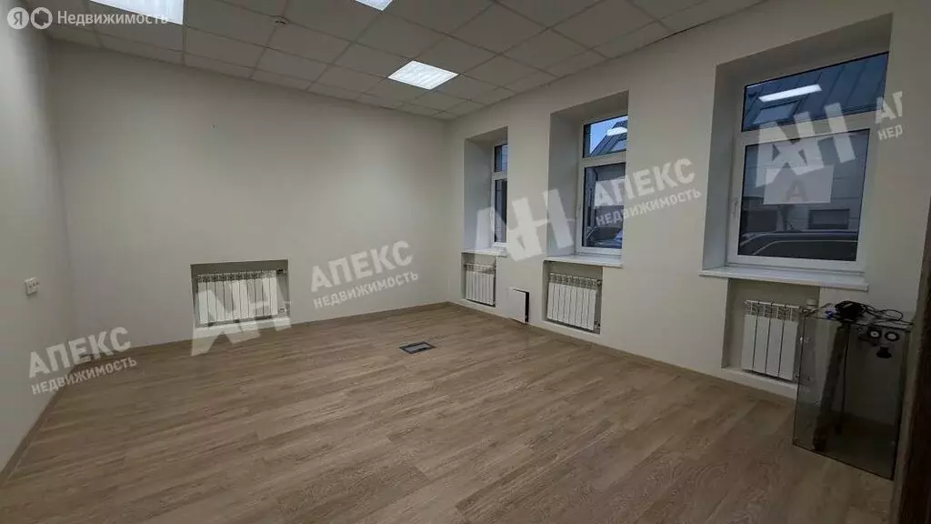 Офис (673 м) - Фото 1