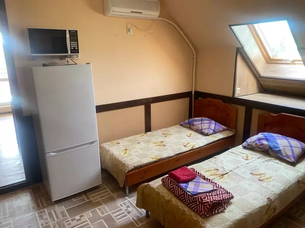 Комната Крым, Керчь ул. Галины Петровой, 37Г - Фото 2