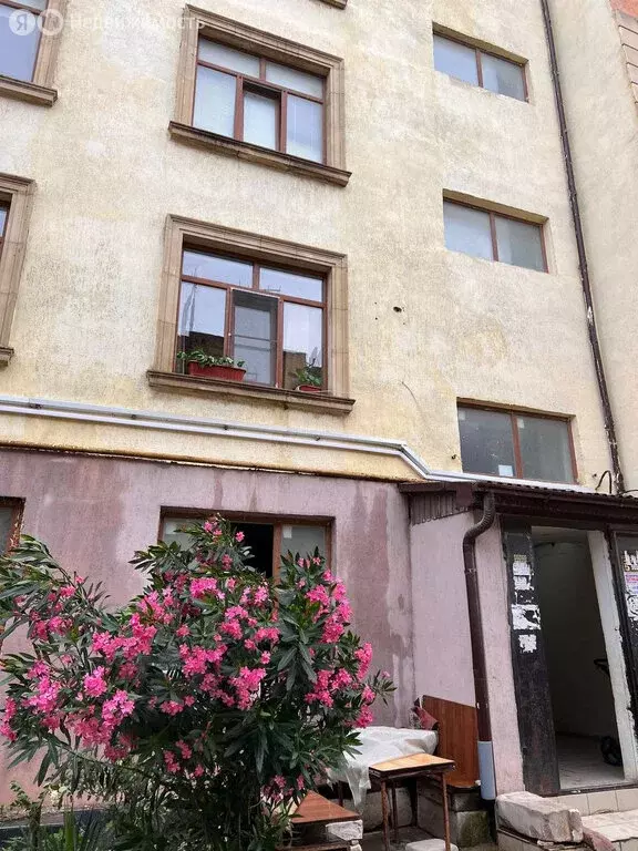 2-комнатная квартира: Дербент, улица Пушкина, 8 (70 м) - Фото 0