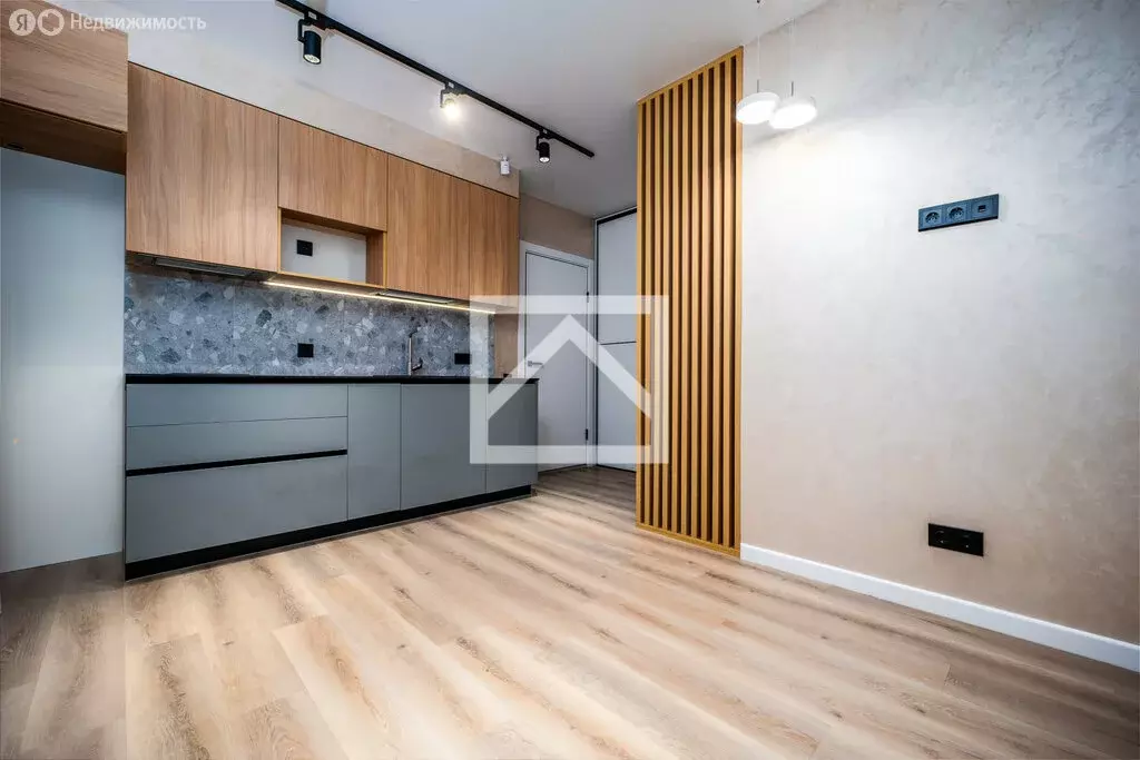 Квартира-студия: Ялта, Парковый проезд, 9 (26 м) - Фото 1