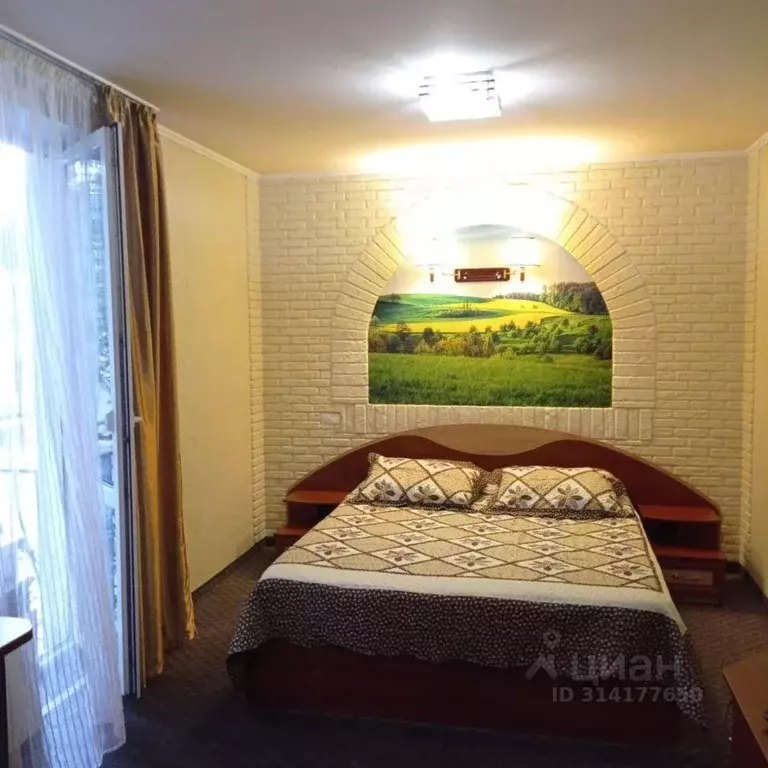 Комната Крым, Симферополь спуск Суворовский, 9 (15.0 м) - Фото 0