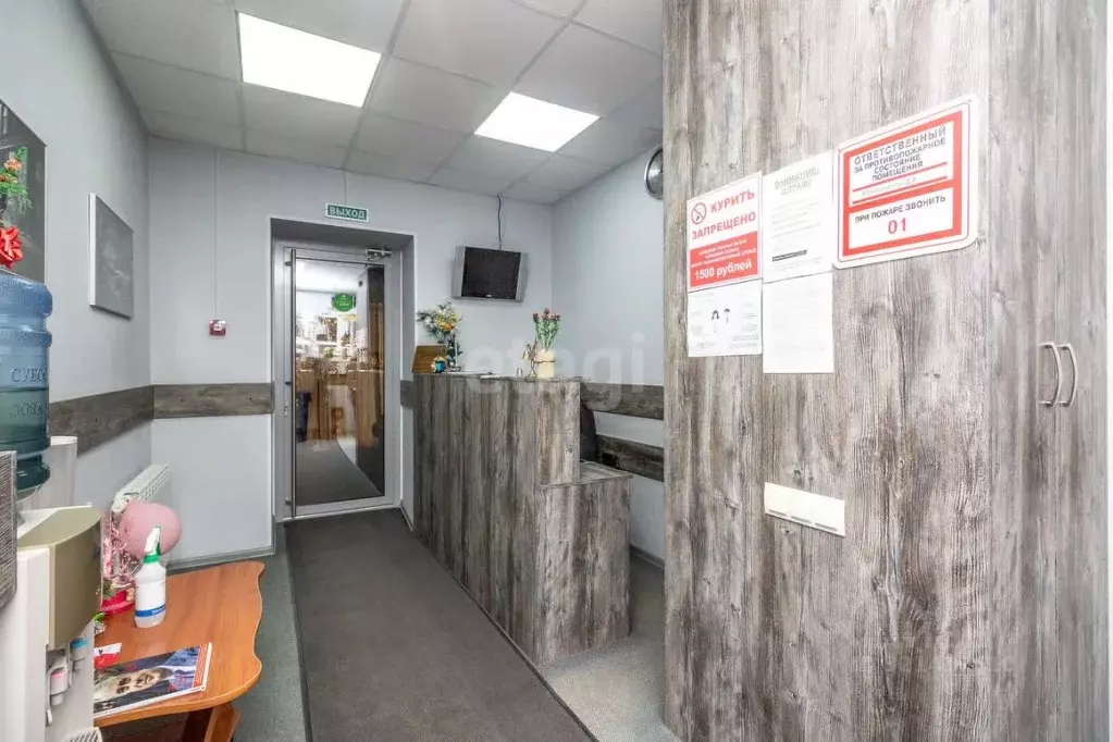 Офис в Ханты-Мансийский АО, Сургут Югорская ул., 15 (228 м) - Фото 1