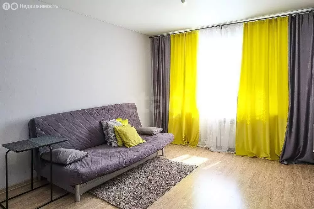 1-комнатная квартира: Омск, улица Масленникова, 183 (35 м) - Фото 1