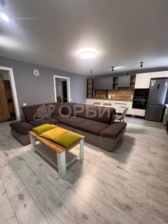 2-к кв. Тюменская область, Тюмень Солнечный проезд, 8к2 (75.7 м) - Фото 1