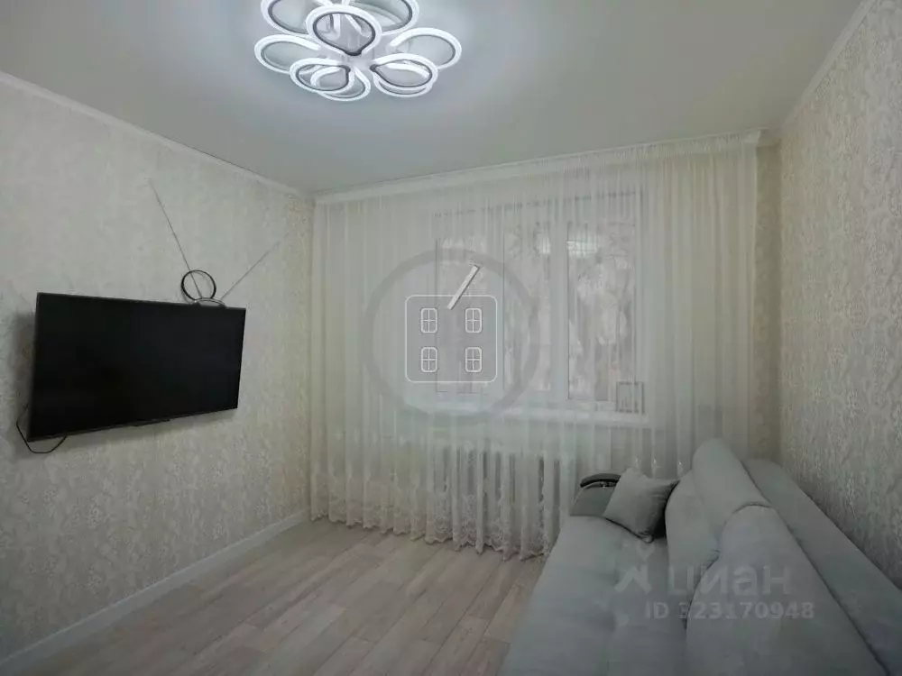 2-к кв. Калужская область, Калуга Молодежная ул., 2 (38.0 м) - Фото 0