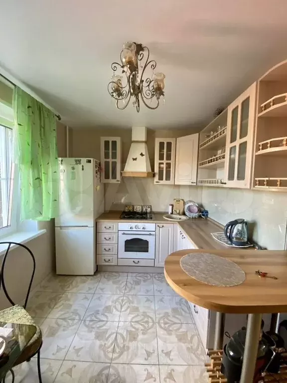 1-к. квартира, 38 м, 3/10 эт. - Фото 0