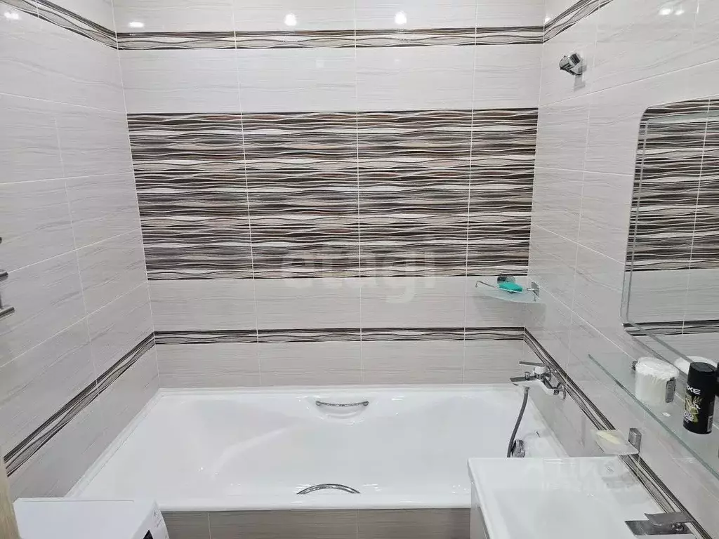 1-к кв. Красноярский край, Красноярск ул. Республики, 37А (43.7 м) - Фото 1