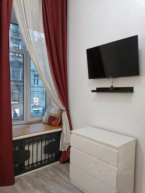 Студия Санкт-Петербург пер. Джамбула, 16/25 (18.0 м) - Фото 1