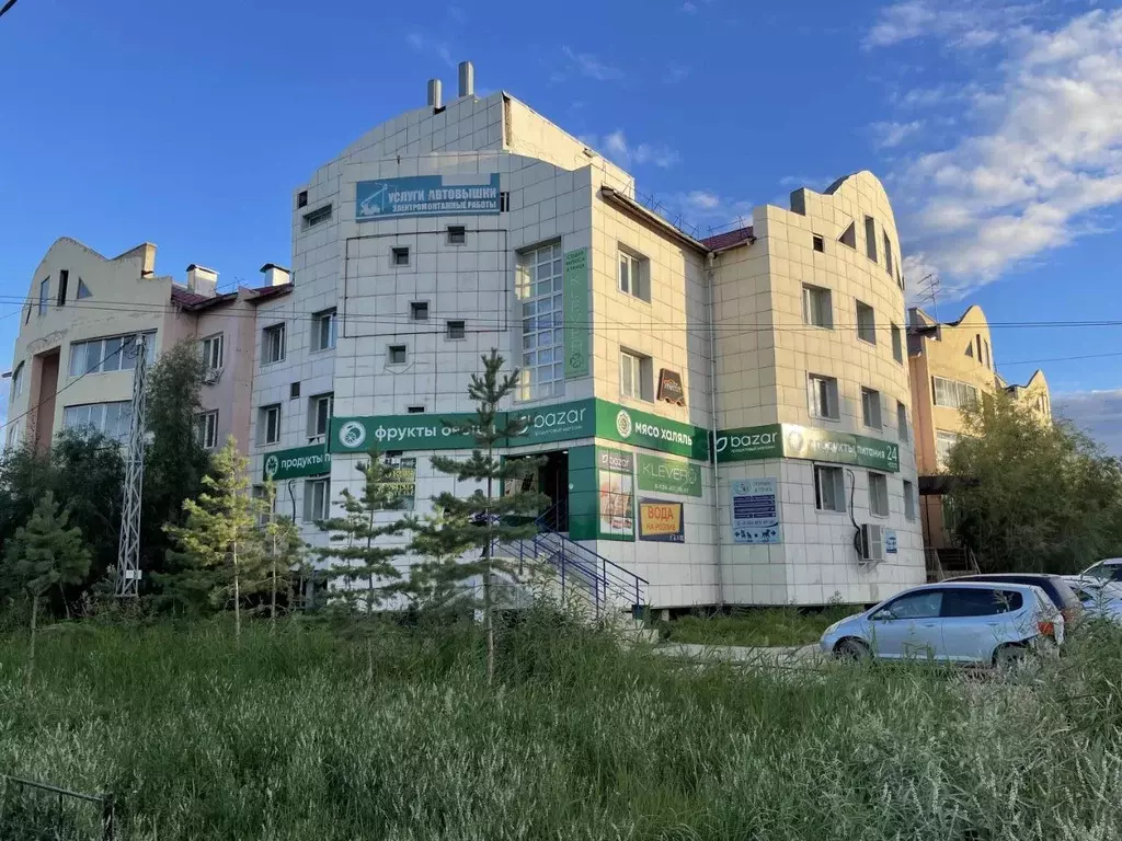 Торговая площадь в Саха (Якутия), Якутск ул. Жорницкого, 7/10А (117 м) - Фото 1