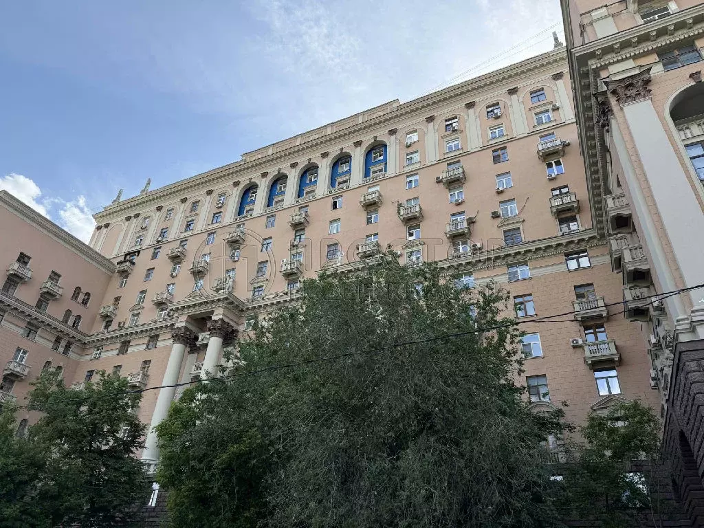 Продается 3-комнатная квартира - Фото 1