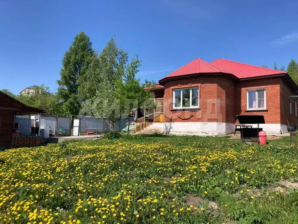 Дом в Новосибирская область, Новосибирск Воинская ул. (93 м) - Фото 1