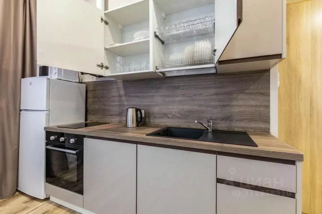 1-к кв. Свердловская область, Екатеринбург ул. Попова, 18 (50.0 м) - Фото 1