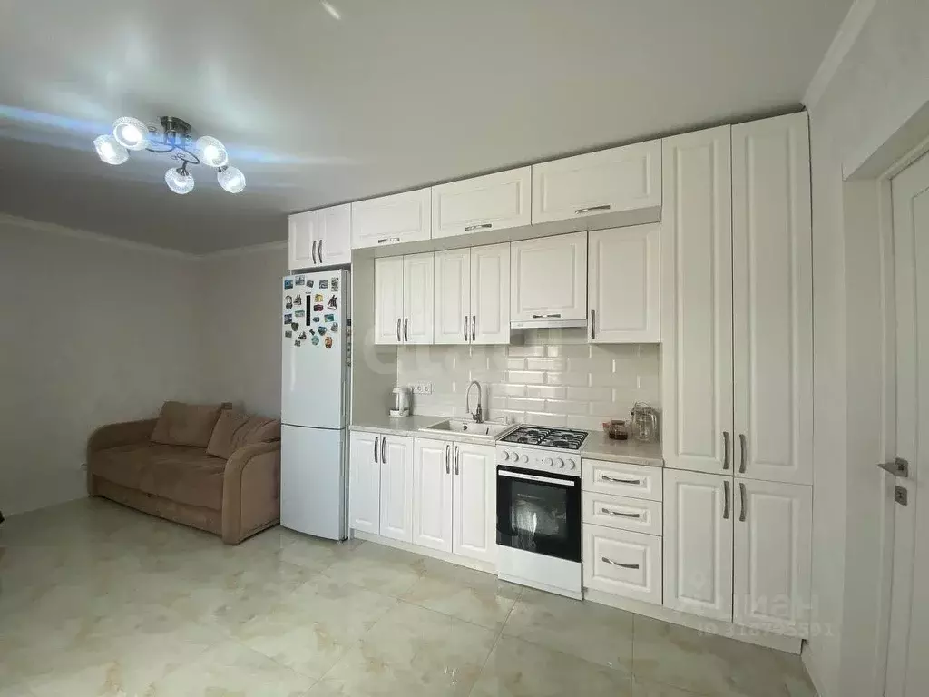 Дом в Ставропольский край, Минераловодский муниципальный округ, пос. ... - Фото 1