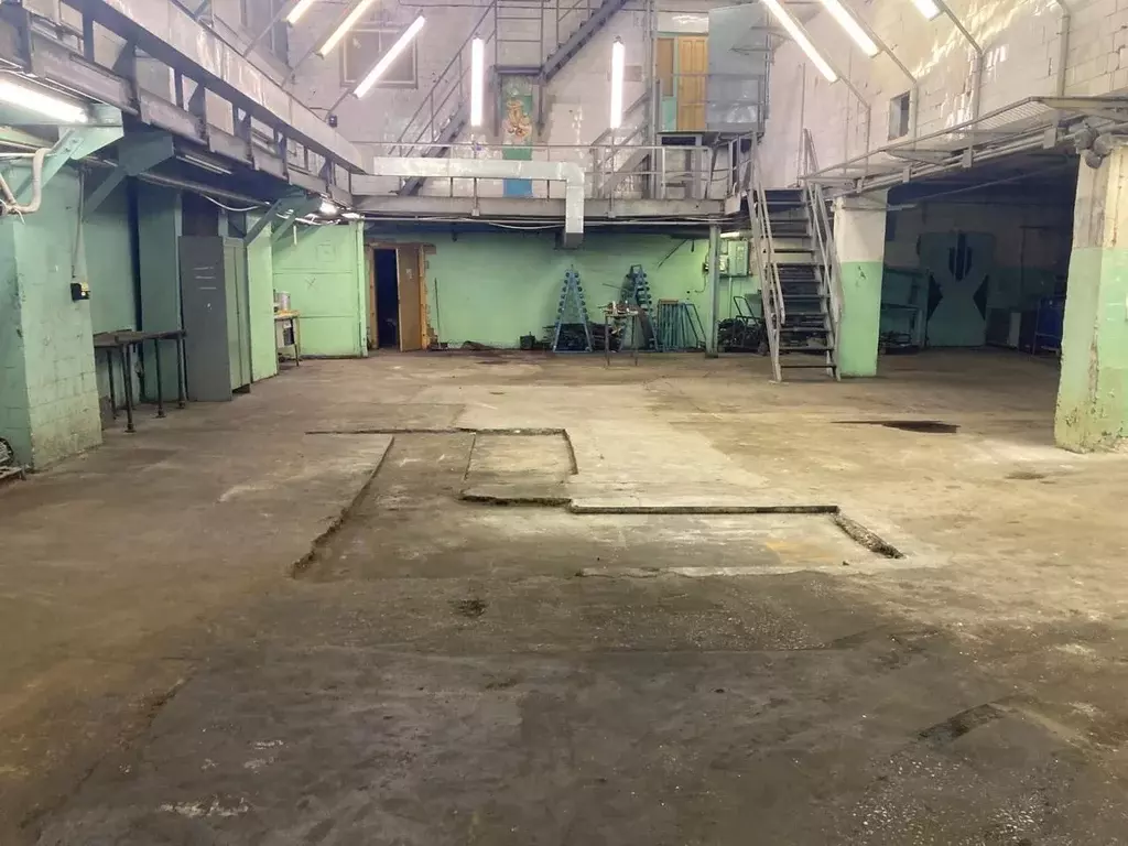 Помещение свободного назначения в Свердловская область, Екатеринбург ... - Фото 1