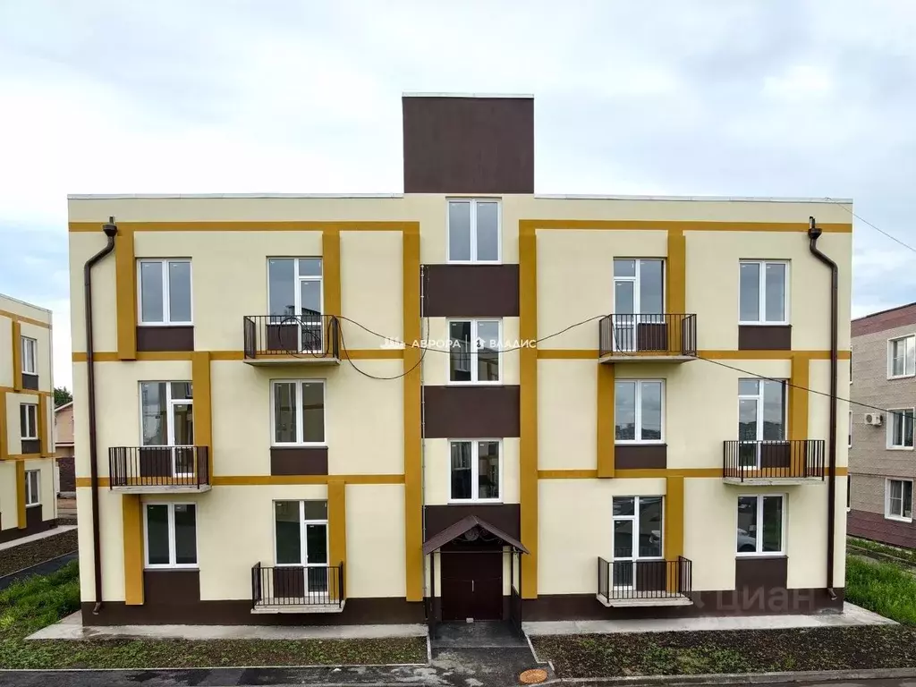 2-к кв. Челябинская область, Магнитогорск ул. Сочинская, 3 (58.6 м) - Фото 0