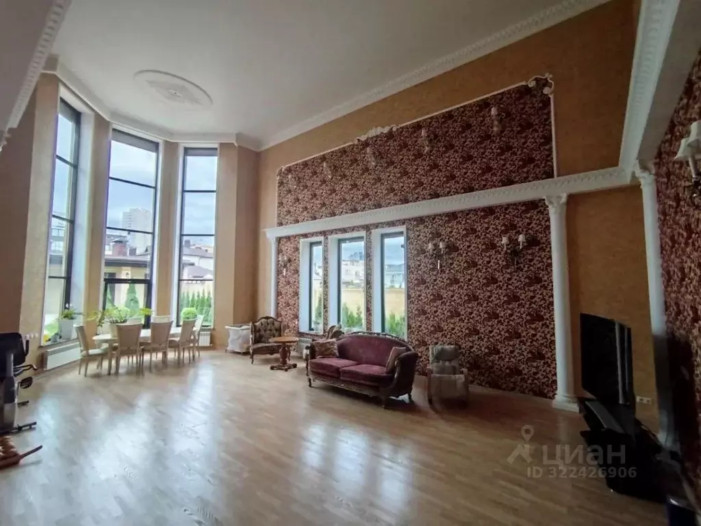 Помещение свободного назначения в Татарстан, Набережные Челны ул. ... - Фото 1