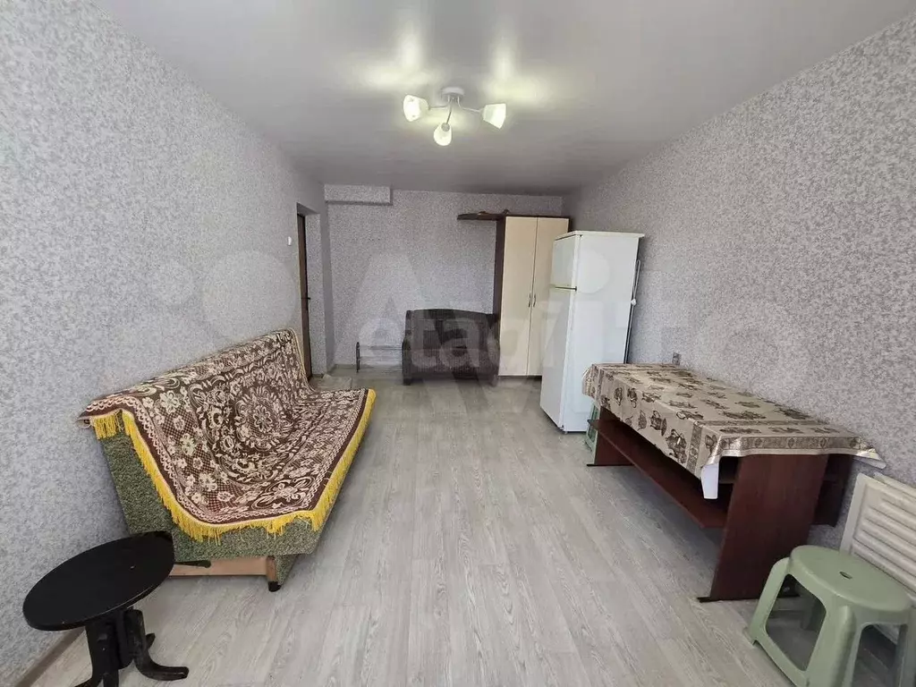Комната 17,8 м в 8-к., 4/9 эт. - Фото 1