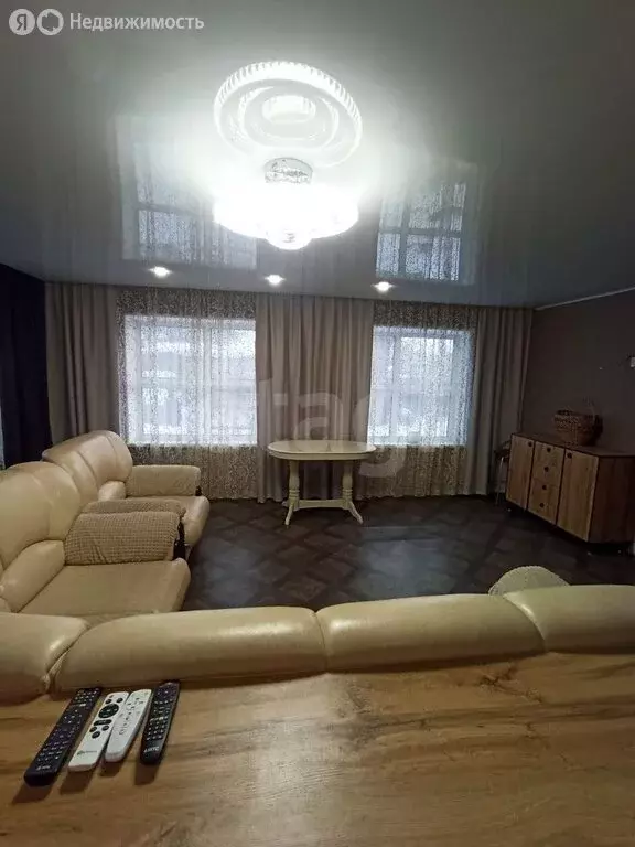 Дом в Челябинская область, Саткинский муниципальный округ, рабочий ... - Фото 1