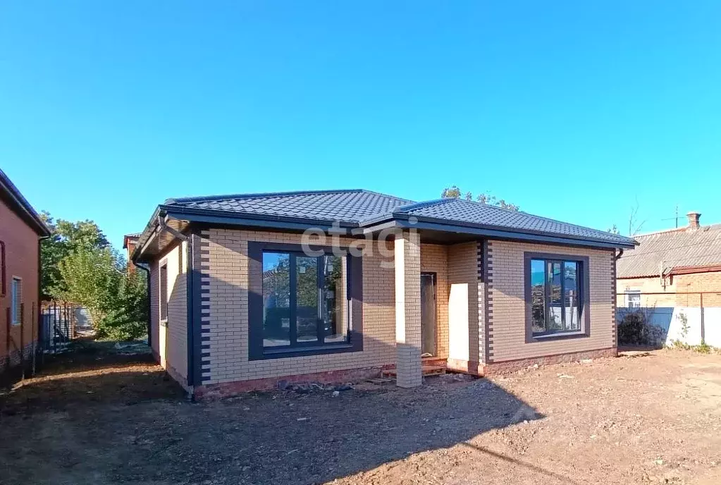 Дом в Краснодарский край, Ейское городское поселение, пос. Широчанка ... - Фото 1