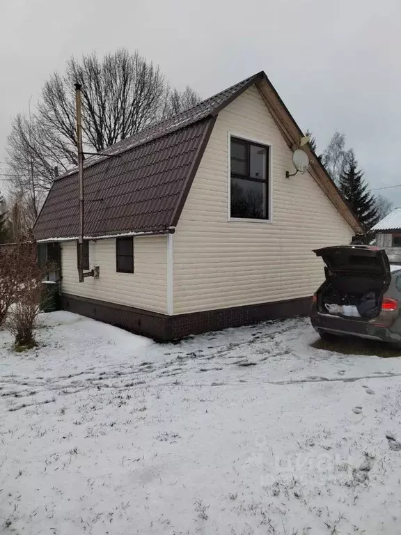 Дом в Смоленская область, Гагаринский муниципальный округ, д. Савино  ... - Фото 1