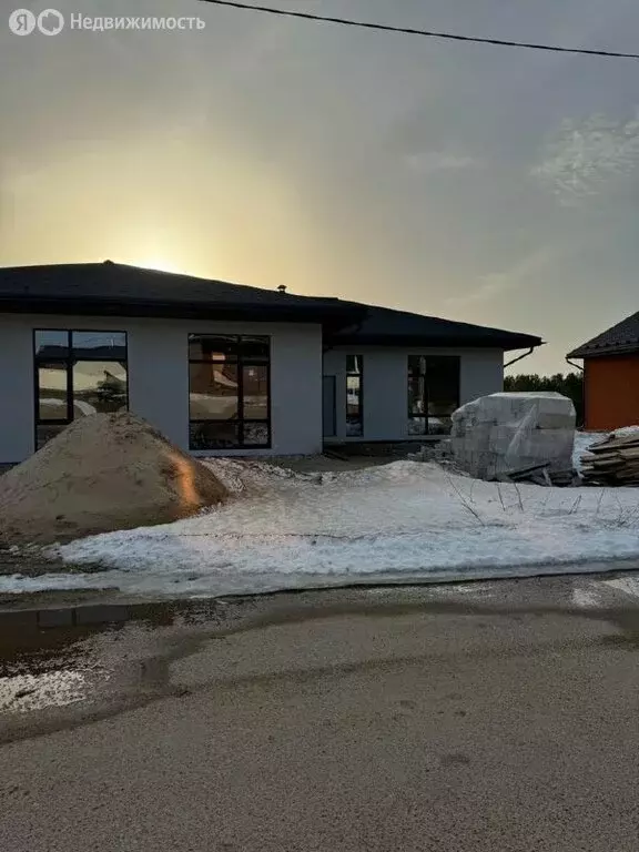 Дом в Пензенский район, Воскресеновский сельсовет (142 м) - Фото 1