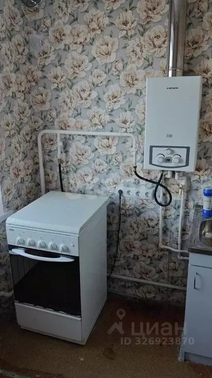 3-к кв. Ростовская область, Батайск ул. Луначарского, 168 (51.3 м) - Фото 1