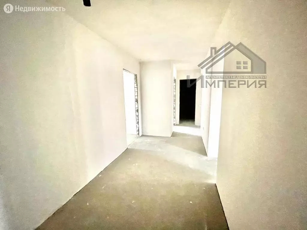 3-комнатная квартира: Казань, улица Зур Урам, 1кк2 (86.4 м) - Фото 1