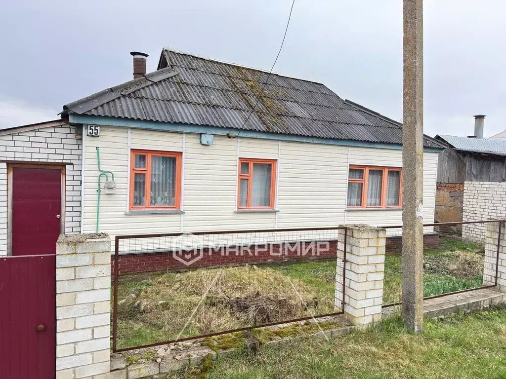 Дом в Орловская область, Кромы пгт ул. Комсомольская, 55 (51 м) - Фото 2