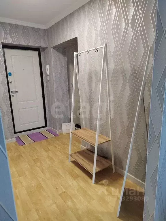 1-к кв. Сахалинская область, Южно-Сахалинск ул. Есенина, 12 (36.0 м) - Фото 1