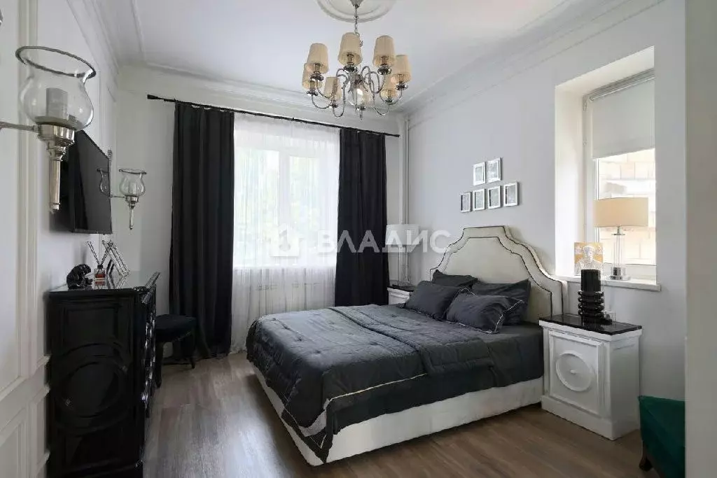 Продается 4-комнатная квартира - Фото 2