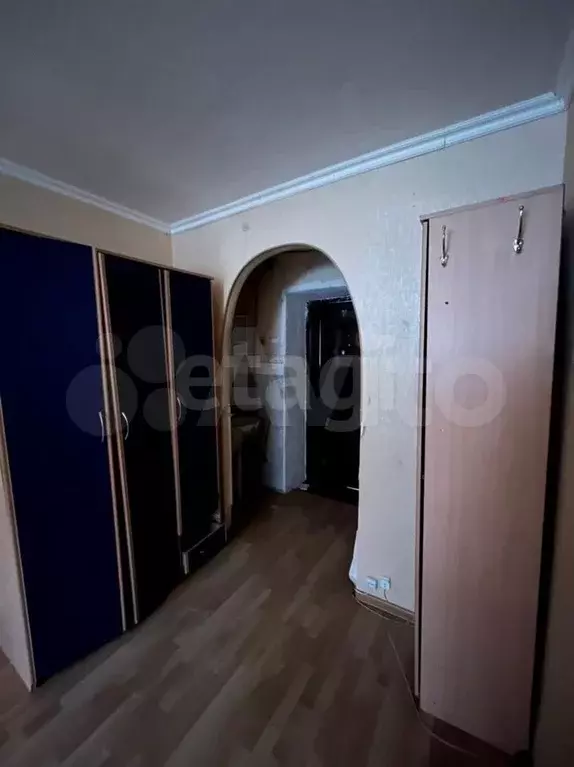 Комната 13,7 м в 1-к., 1/4 эт. - Фото 0