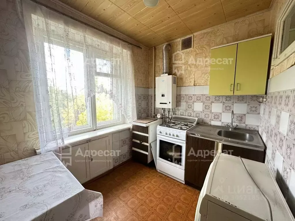 3-к кв. Волгоградская область, Волгоград ул. 64-й Армии, 22Б (62.0 м) - Фото 1