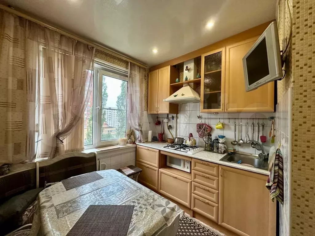 2-к. квартира, 47 м, 6/9 эт. - Фото 1