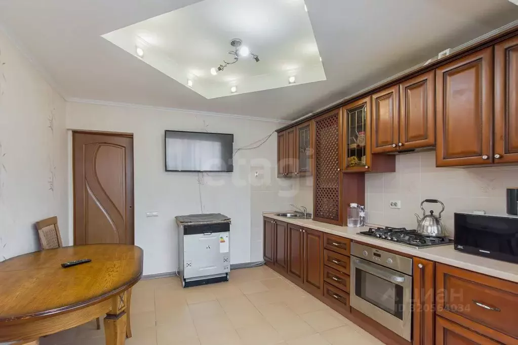 2-к кв. Адыгея, Тахтамукайский район, Яблоновский пгт пер. Гагарина, ... - Фото 1