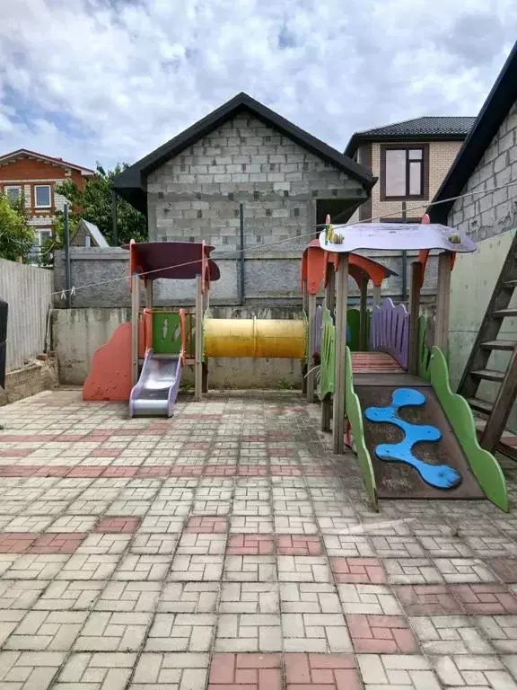 Дом в Краснодарский край, Темрюк ул. Энгельса, 7А (75 м) - Фото 1