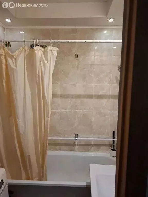 2-комнатная квартира: Таганрог, улица Маршала Жукова, 2А-5 (50 м) - Фото 1