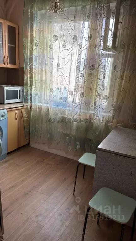1-к кв. Красноярский край, Красноярск ул. Академгородок, 17А (30.0 м) - Фото 0