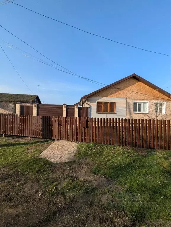 Дом в Оренбургская область, Оренбургский район, с. Нежинка Тупой пер. ... - Фото 1