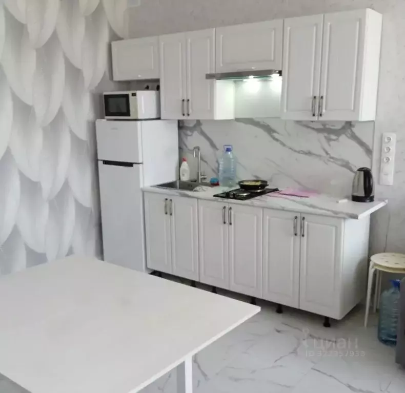 Студия Краснодарский край, Северская ст-ца ул. Ткачева (26.0 м) - Фото 1