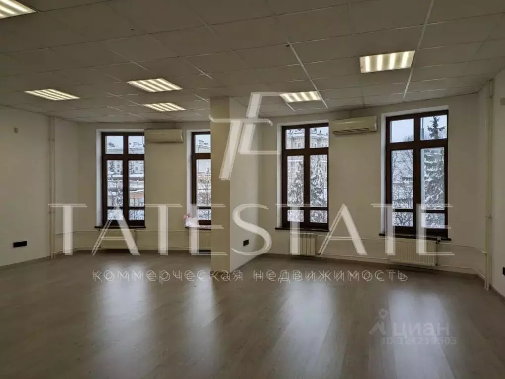 Помещение свободного назначения в Татарстан, Казань ул. Дзержинского, ... - Фото 1