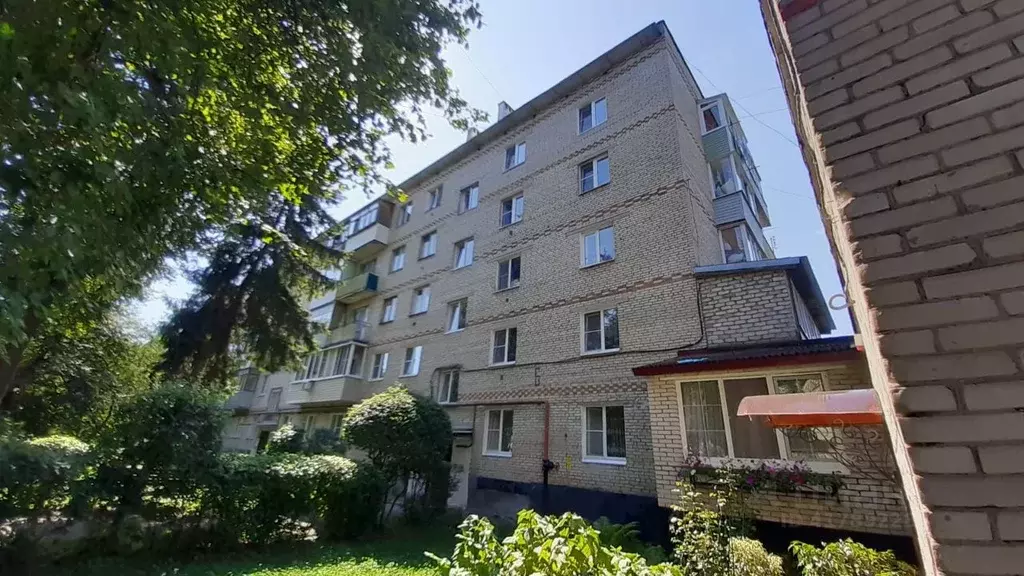 3-к кв. Московская область, Коломна ул. Ларцевы Поляны, 6 (60.0 м) - Фото 0