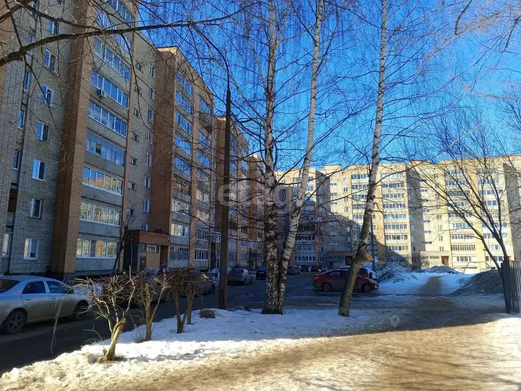 3-к кв. Удмуртия, Глазов ул. Калинина, 5 (62.4 м) - Фото 1