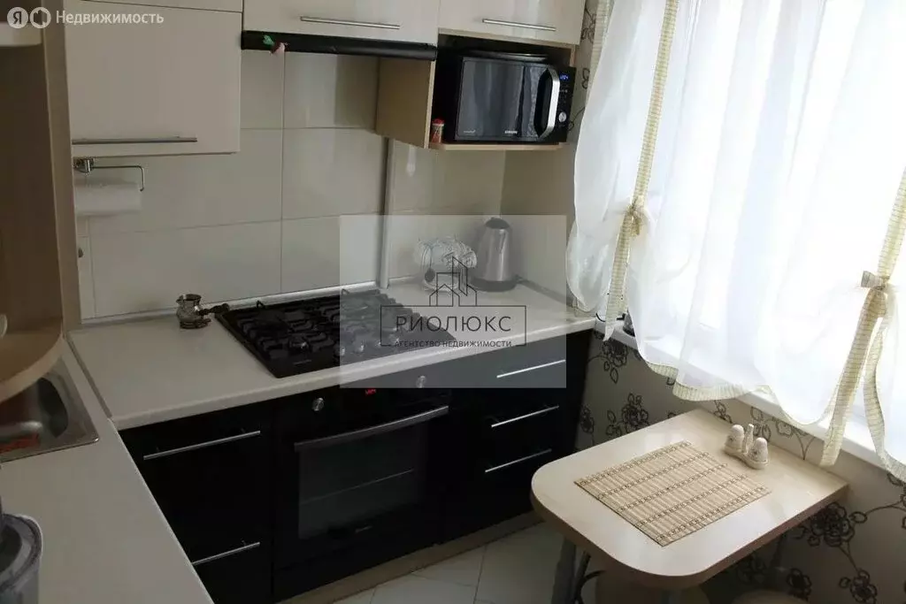 2-комнатная квартира: Екатеринбург, улица Малышева, 116 (42 м) - Фото 0