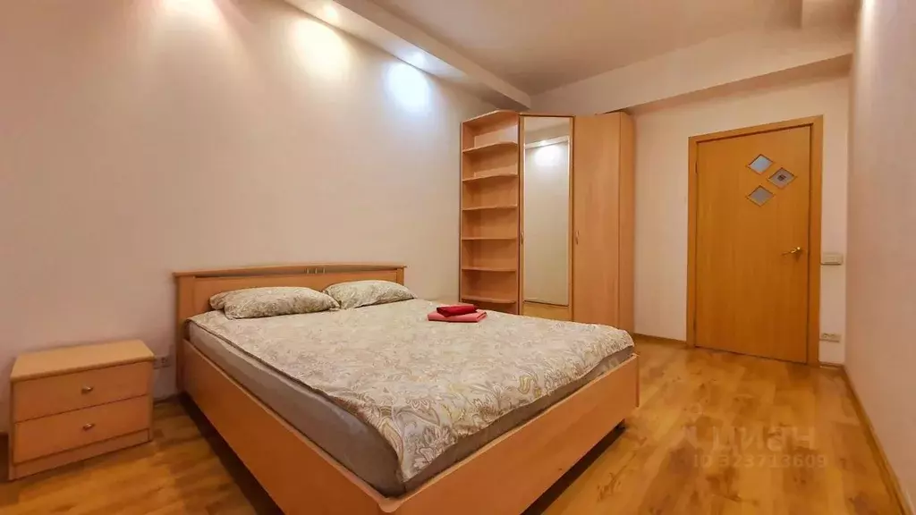 2-к кв. Мурманская область, Мурманск ул. Челюскинцев, 7 (60.0 м) - Фото 1