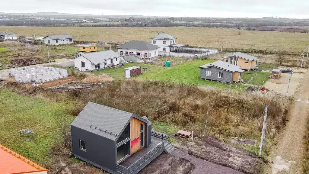 Дом в Ленинградская область, Гатчинский муниципальный округ, д. Бугры ... - Фото 1