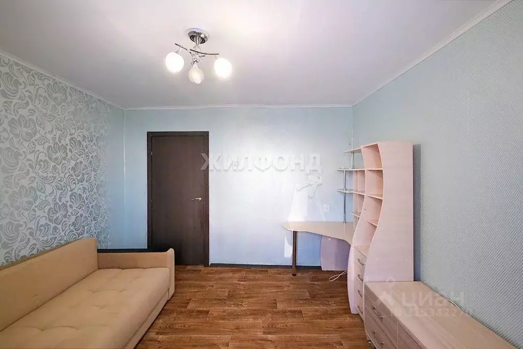 3-к кв. Новосибирская область, Новосибирск ул. Связистов, 13 (84.2 м) - Фото 1