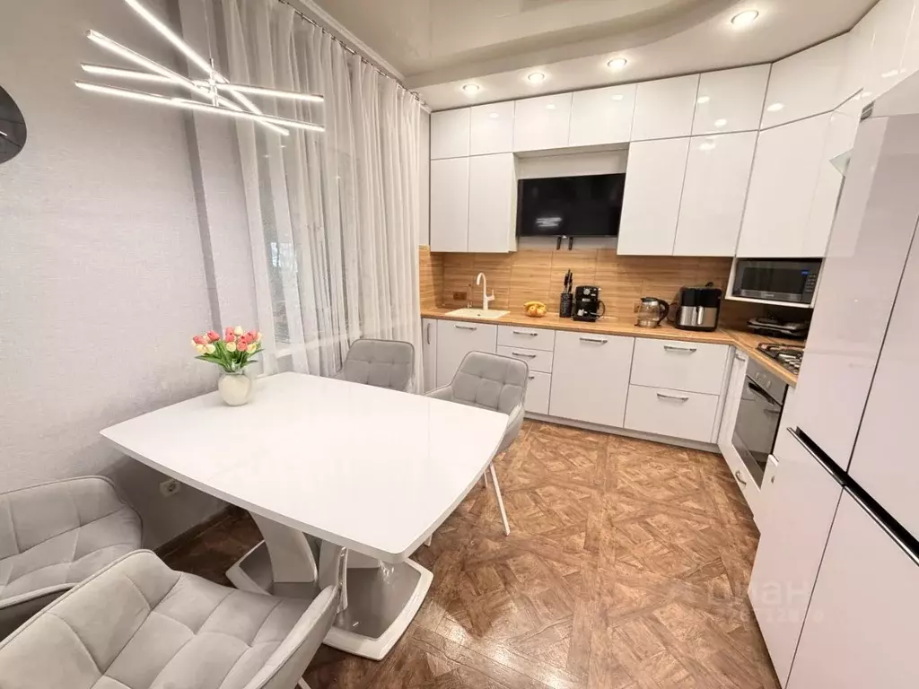 Дом в Саратовская область, Энгельс ул. Свердлова, 25 (249 м) - Фото 1