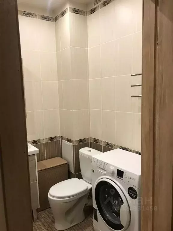 Студия Тюменская область, Тюмень ул. Тимофея Чаркова, 79 (28.2 м) - Фото 2